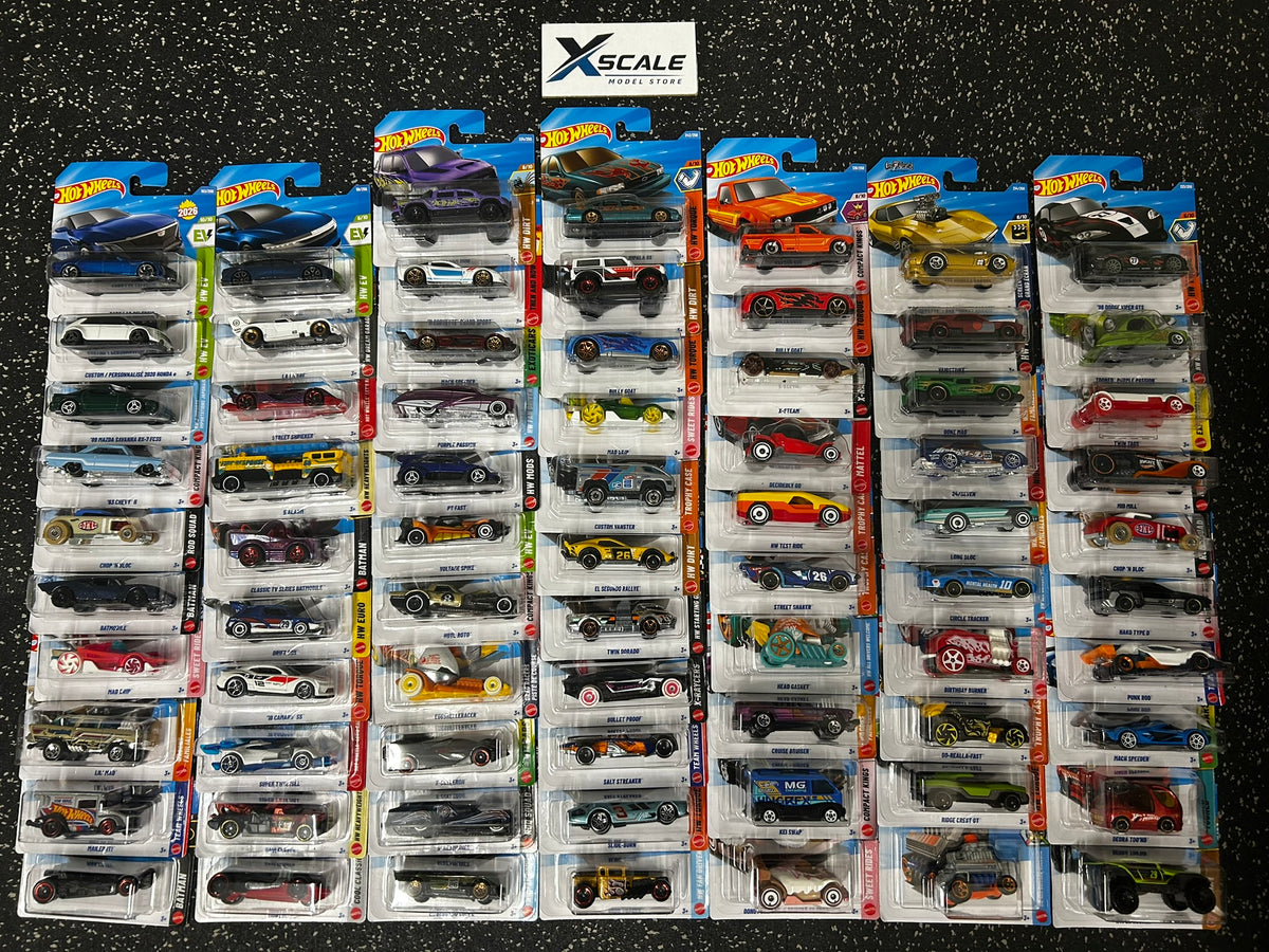#27 Hot Wheels x72 CARS 1:64 CLEARANCE JOBLOT BUNDLE *NO DUPLICATES*
