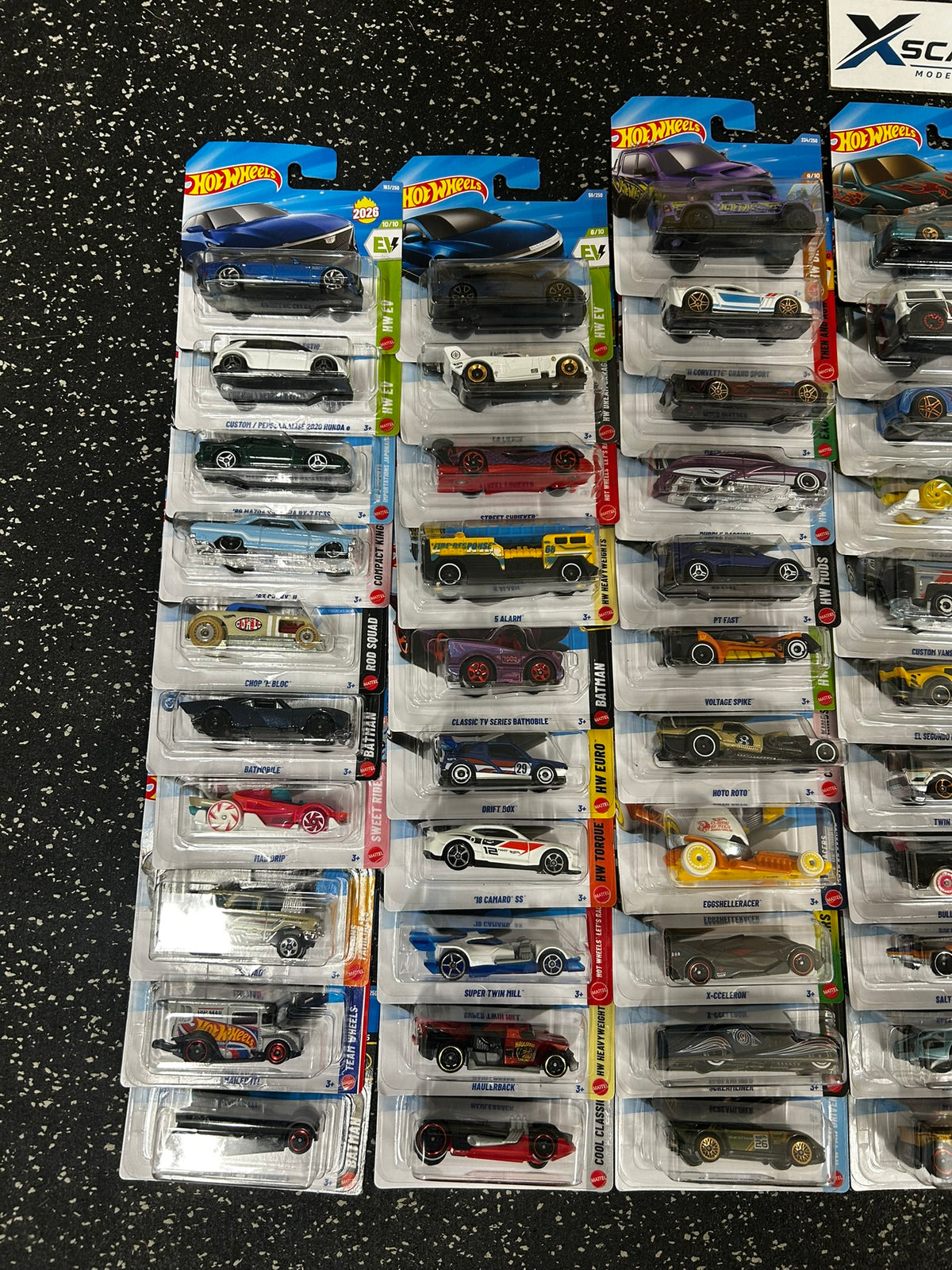 #27 Hot Wheels x72 CARS 1:64 CLEARANCE JOBLOT BUNDLE *NO DUPLICATES*