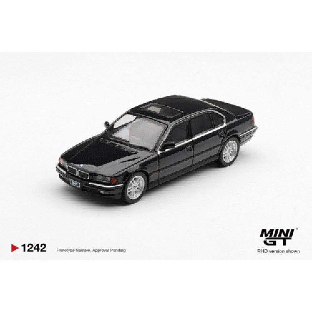 Mini GT 1/64 #1242 BMW 750IL
