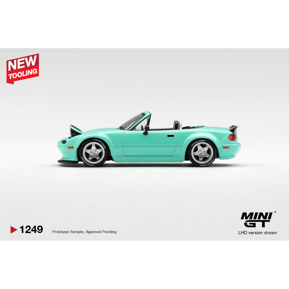 Mini GT 1/64 #1249 Mazda MX5 Pandem