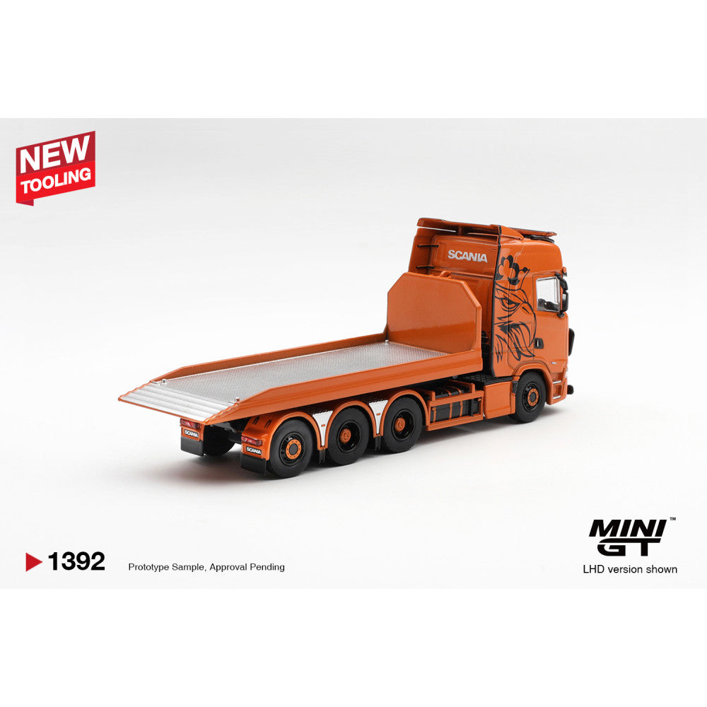 (PRE-ORDER) Mini GT 1/64 #1392 Scania 770s Hooklift Flatbed