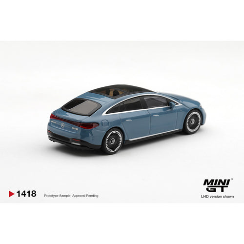 (PRE-ORDER) Mini GT 1/64 #1418 Mercedes AMG EQ3 53 Blue