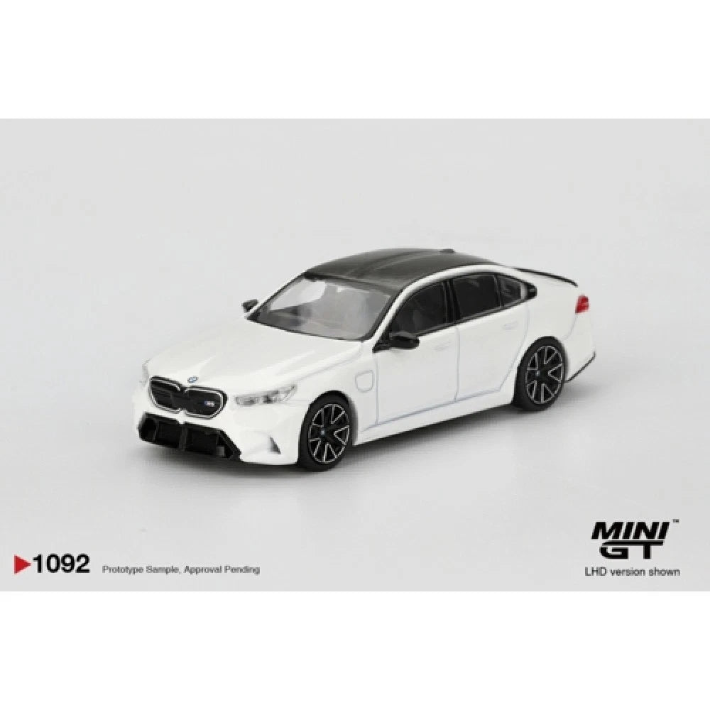 Mini GT 1/64 #1092 BMW M5 White