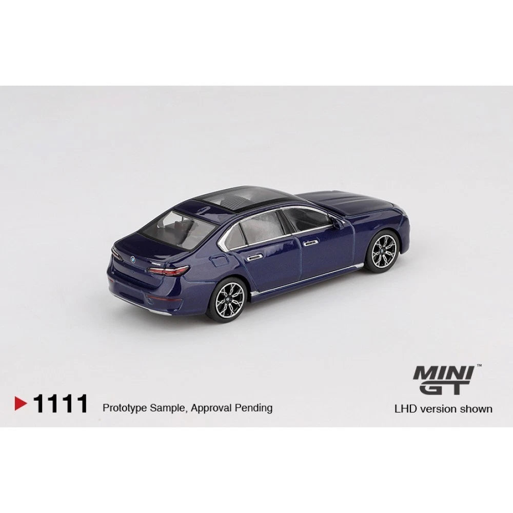 Mini GT 1/64 #1111 BMW i7 xDrive Blue