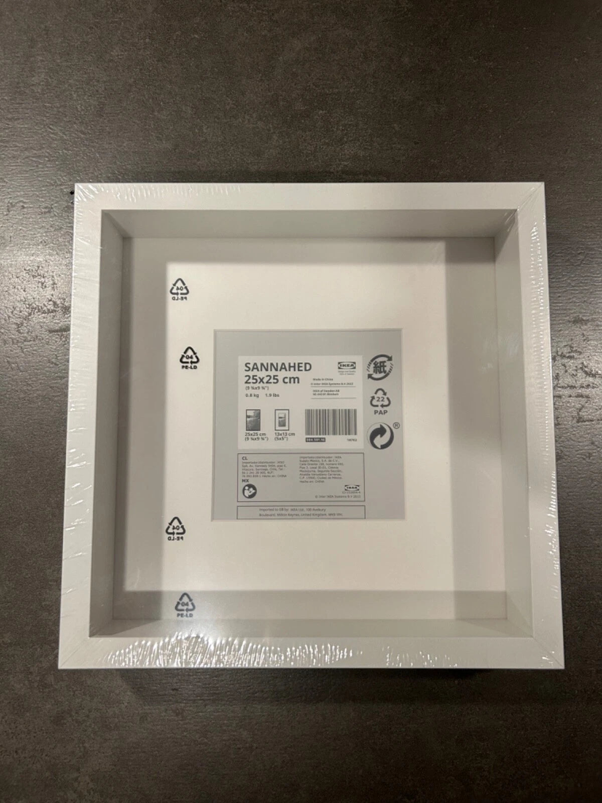 1/64 DIECAST IKEA Picture Frame Insert 18 Car Display Stand Collectible Sannahed