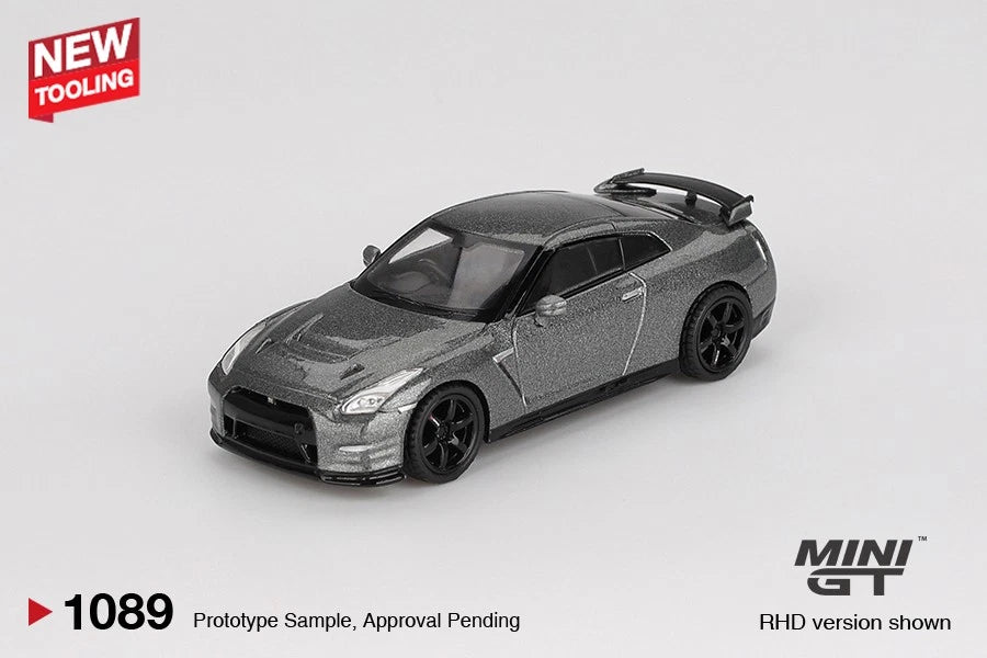 Mini GT 1/64 #1089 Nissan GTR R35 Nismo CRS Version Gray