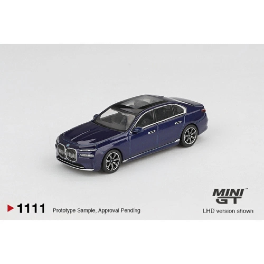 Mini GT 1/64 #1111 BMW i7 xDrive Blue