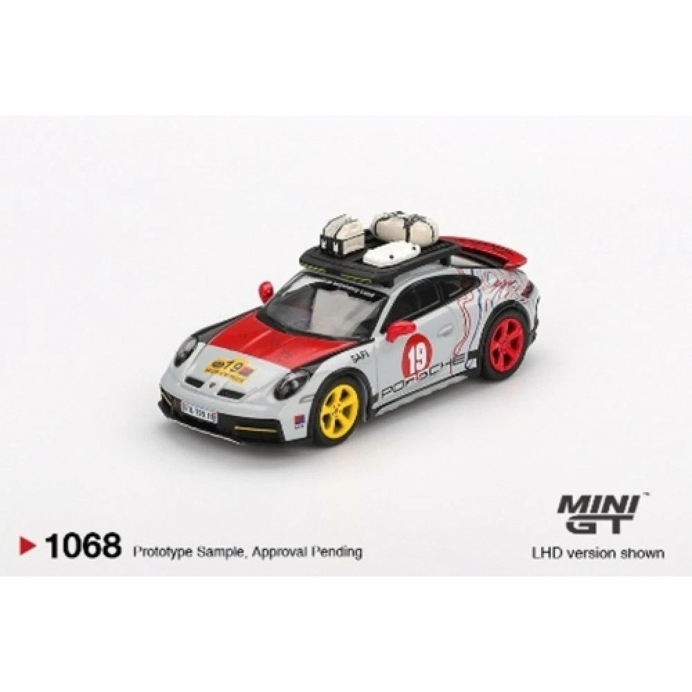 Mini GT 1/64 #1068 Porsche 911 Dakar Uncle Rally