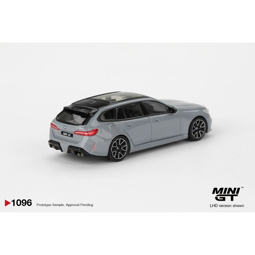 Mini GT 1/64 #1096 BMW M5 Touring Grey