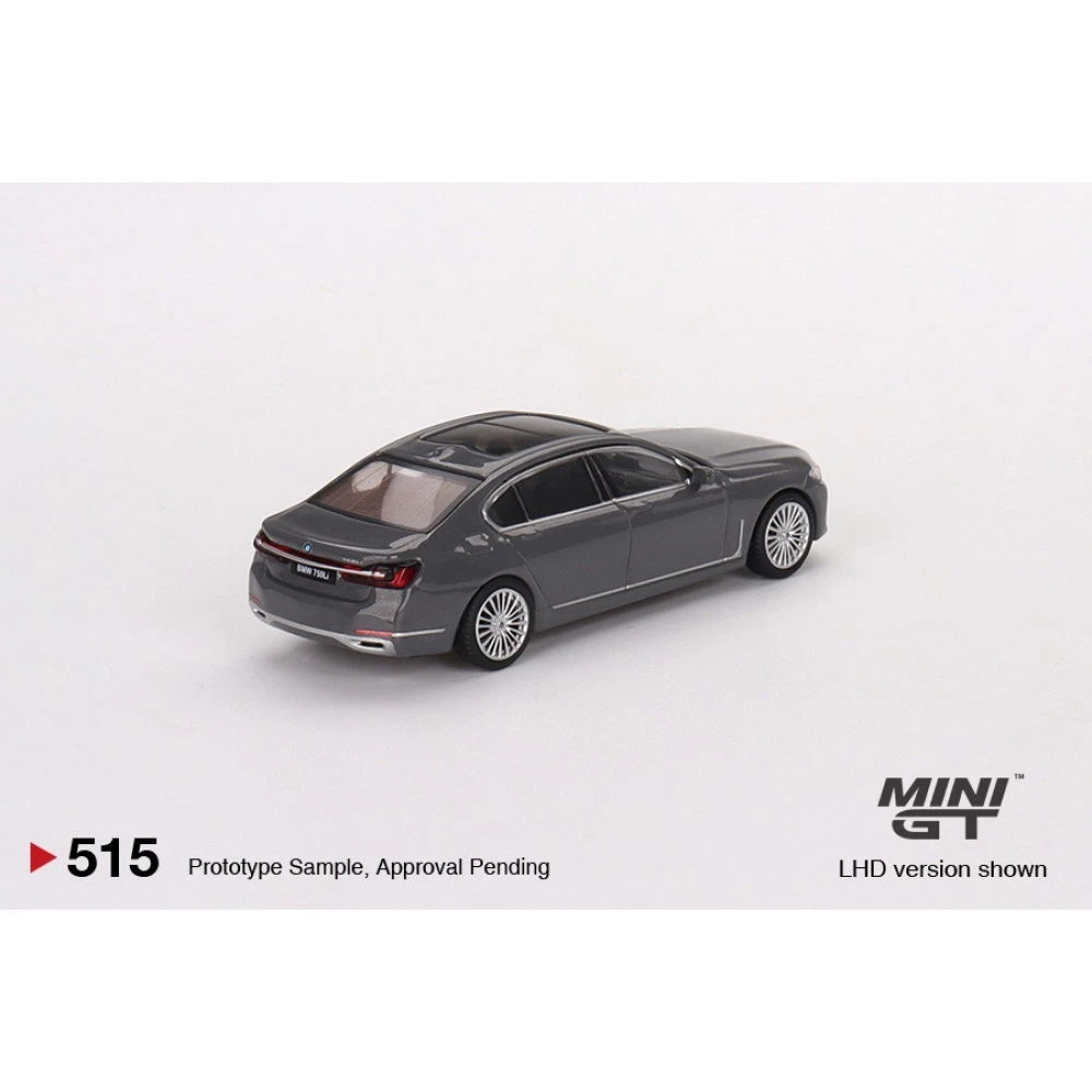 Mini GT 1/64 #515 BMW 750Li xDrive Grey